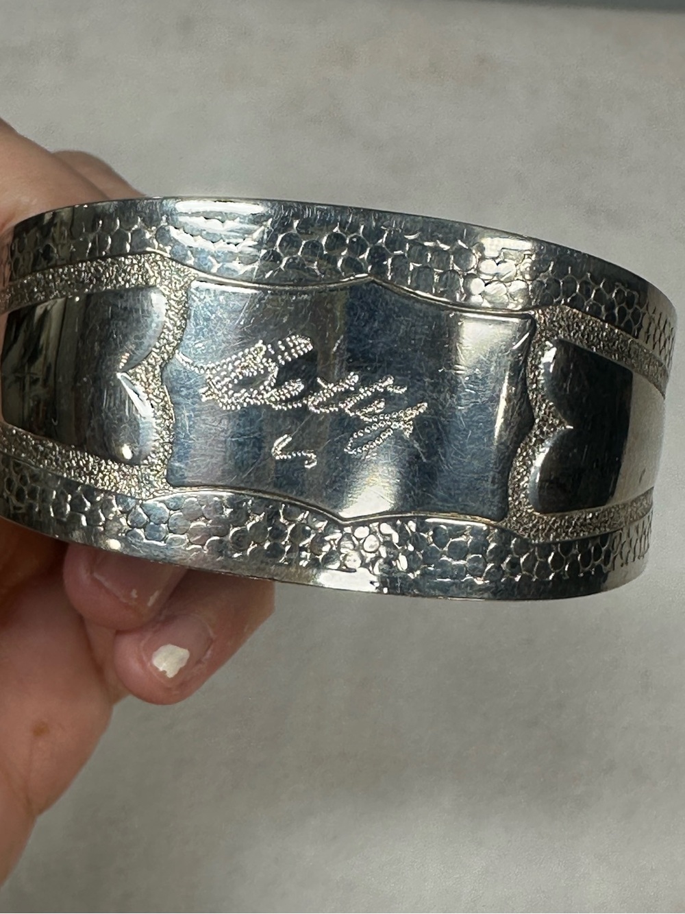 Vtg Silver Tone Engraved Name Cuff Bracelet "Betty" Hammered Western Boho 15.9g